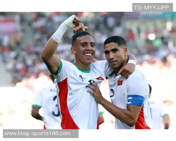 阿什拉夫回应球迷嘘声呼吁支持称夺非洲杯需团结力量 阿什拉夫回应球迷嘘声呼吁支持称夺非洲杯需团结力量